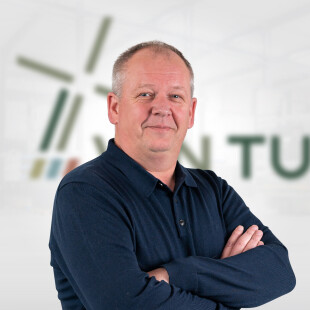 Cor van der Zwan